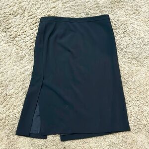 Size 02 black skirt pencil look